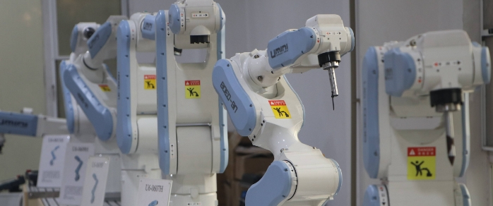法媒：使用工业机器人，中国一马当先